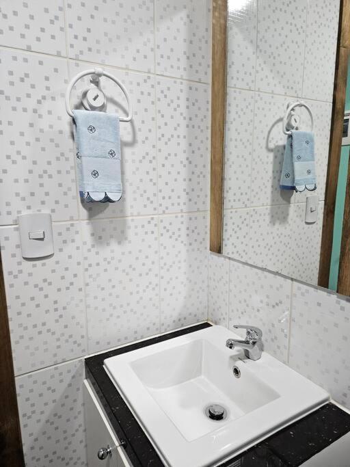 דירות פורטו נטאלס Departamento Cordillera Ultima Esperanza מראה חיצוני תמונה